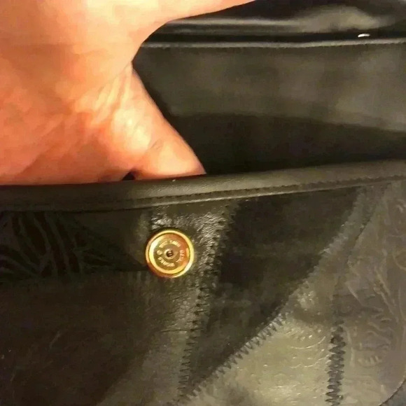 Trebbianno leather shoulder bag - Picture 9 of 10